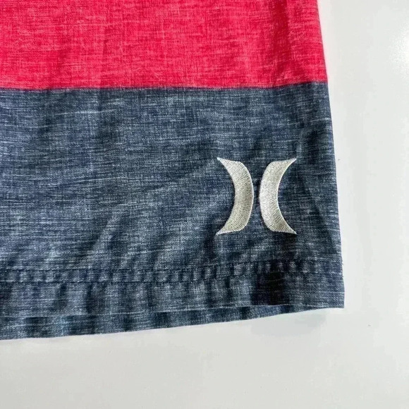 Hurley Red Blue Striped Men's Board Shorts Size 32 Swim Trunks Pocket Unlined - Picture 3 of 10